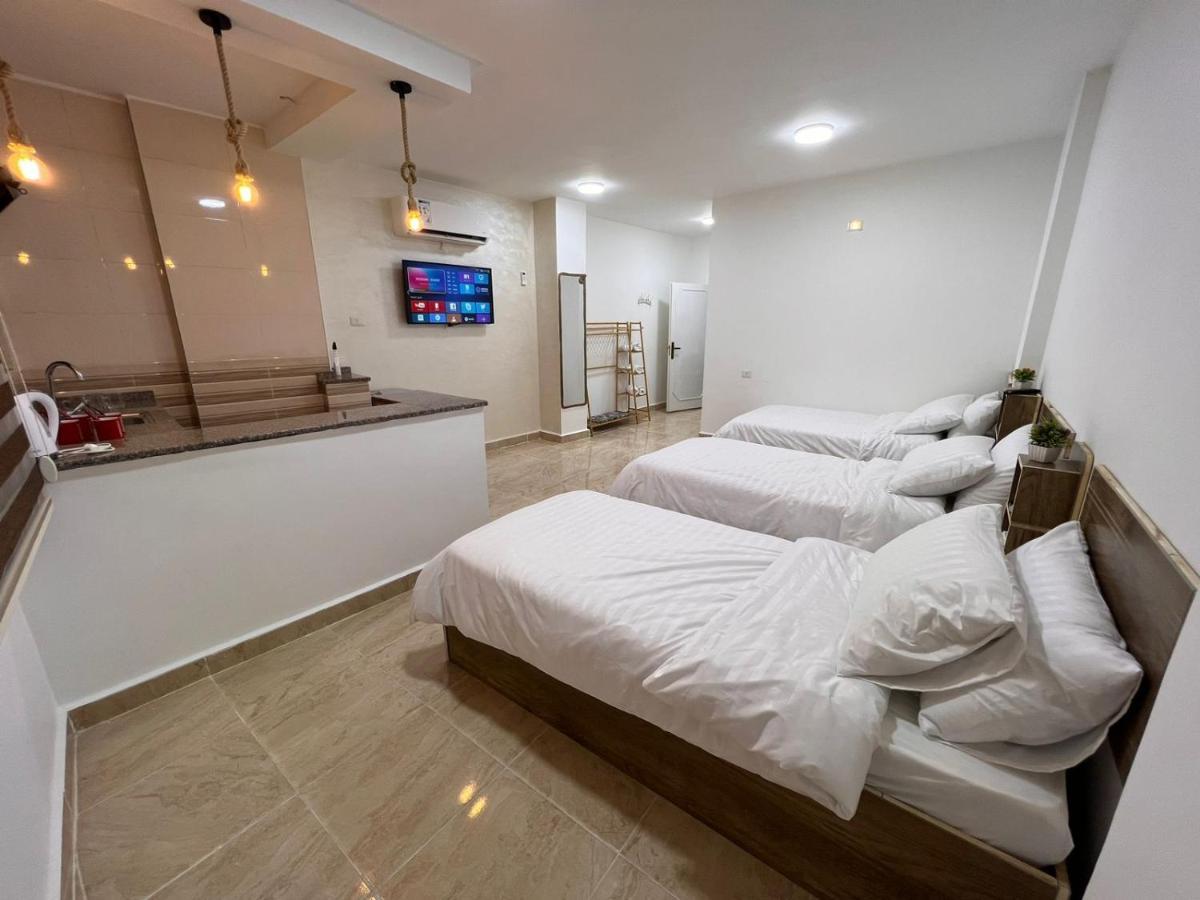 Guest House คีราค ภายนอก รูปภาพ
